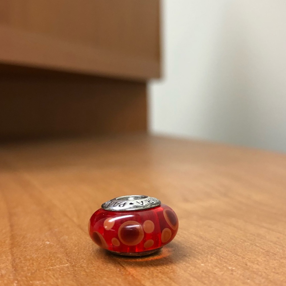 SALE🎊Red Glass Pandora Charm